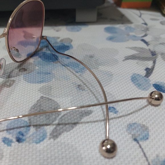 2 Pairs of Sunglasses Pink Gold - Picture 7 of 7